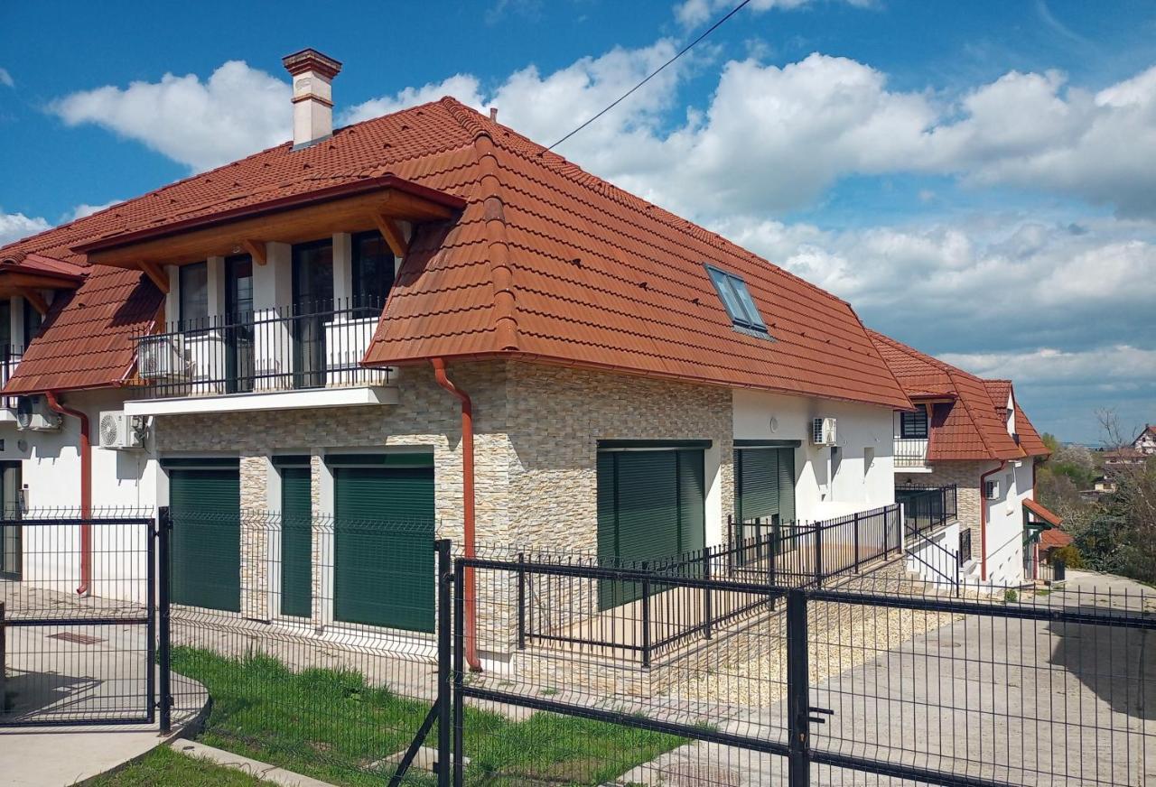 Szellorozsa Apartman Fonyod Bagian luar foto